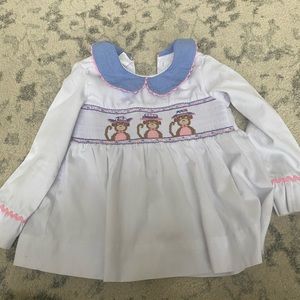 Smocked monkey orient expressed size 3T GUC outfit